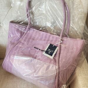 Roller Rabbit x Target Lavender Terry Tote Bag  Embroidery Magnetic Closure NWT